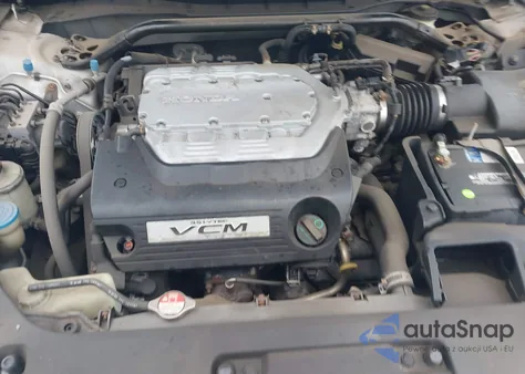 2008 Honda Accord 3.5 Ex-L из США, поврежденный, VIN 1HGCS22818A011893